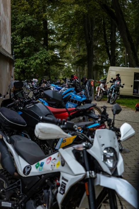 Rally motorcycles at the gathering point – Alakonnu Rally 2025