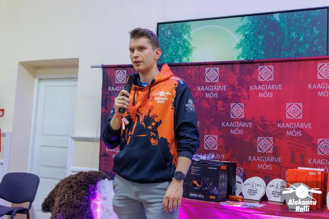 An organizer speaking at the rally awards ceremony – Alakonnu Rally 2026, awards ceremony