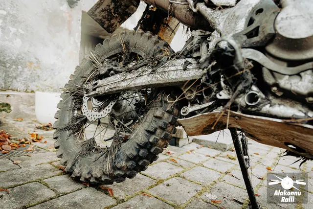 A muddy motorcycle rear wheel – Alakonnu Rally 2026, SS2 · SS3