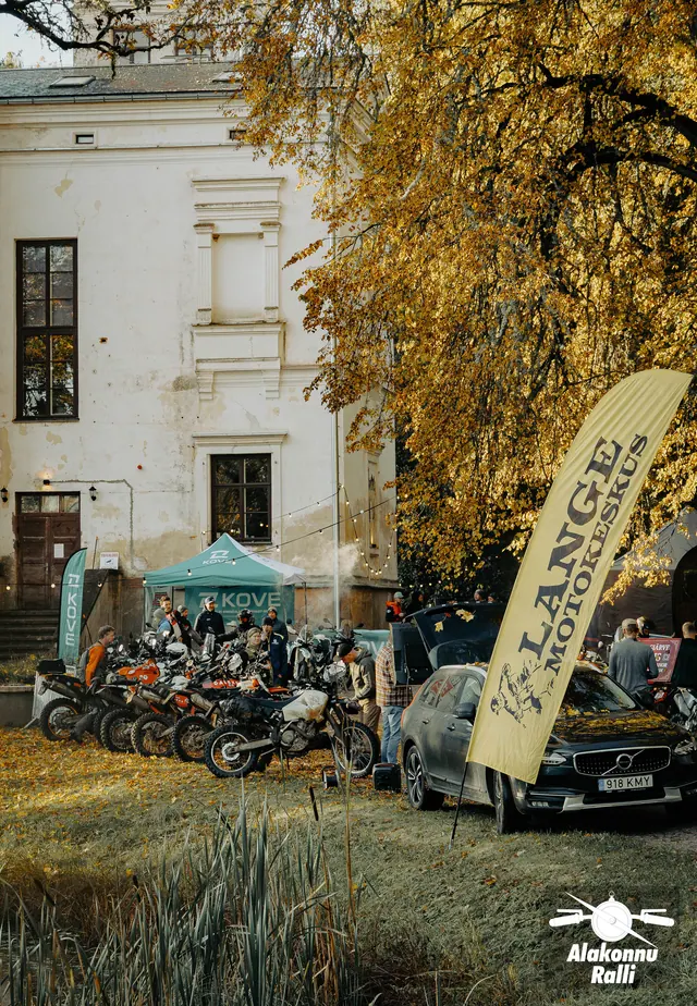 Motorcycle riders and organizers at the gathering point – Alakonnu Rally 2026, SS2 · SS3