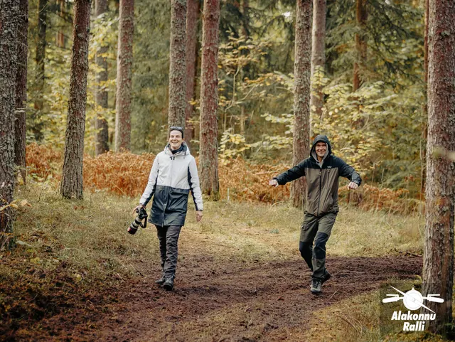 Pealtvaatajad sügisesel metsarajal – Alakonnu Ralli 2026, SS2 · SS3